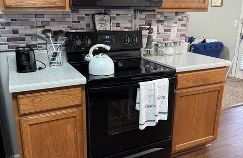 Northeast Raleigh Casa | Charming 2-bedroom house in lovely Raleigh