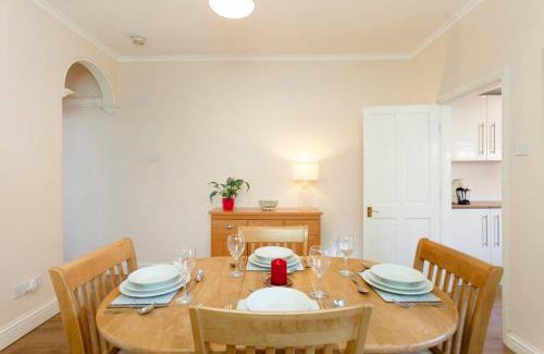 Ibstock Apartamento | Charming 2-Bedroom House Ibstock, Leicester