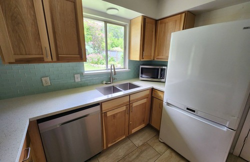 St. Edwards Casa | Charming 2-bedroom house with WiFi and AC in fabulous Austin