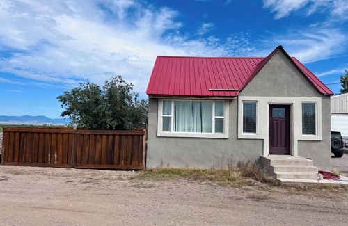 Center Casa | Charming 2-bedroom house with WiFi in Center