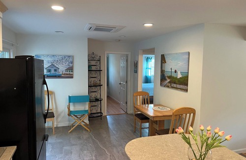North Truro Casa | Charming 2-bedroom house in North Truro with WiFi and AC close to area beaches