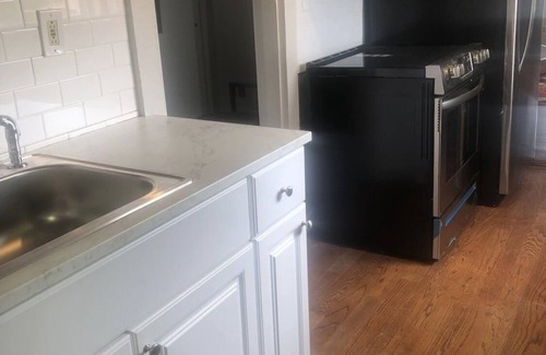 Chestnut Hill Casa | Charming 2-bedroom in heart of Wedgewood Houston