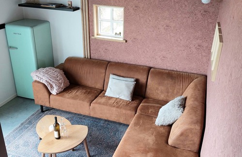De Veenhoop Casa | Charming 2-bedroom cottage with jacuzzi! (optional) With AC, WiFi