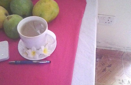 Gunjur Casa | Charming 2-bedroom on estate in pleasant Gunjur with WiFi, AC