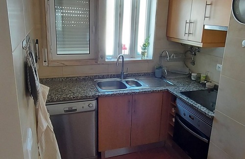 Santa Luzia Apartamento | Charming 2-bedroom apartment in Santa Luzia with AC
