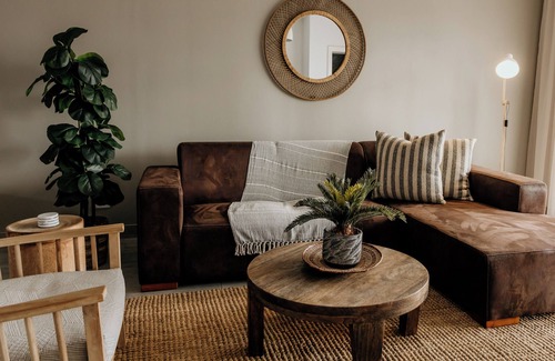 Vineta Apartamento | Charming 2-Bedroom Retreat in the Heart of Swakopmund – Walk to Beach & Cafés!