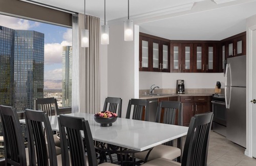 Las Vegas Complejo | Charming 2-bedroom resort in brilliant Las Vegas with AC