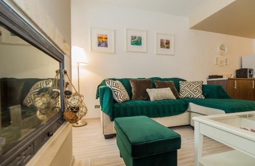 Poiana Brasov Apartamento | Charming 2-Bedroom, Silver Mountain, A Building