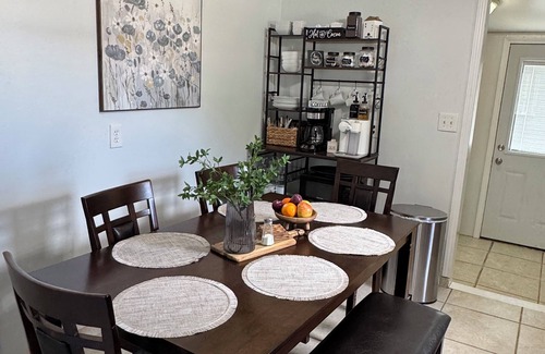 Montezuma Casa | Charming 2-Bedroom Stay in Montezuma – Breakfast Included