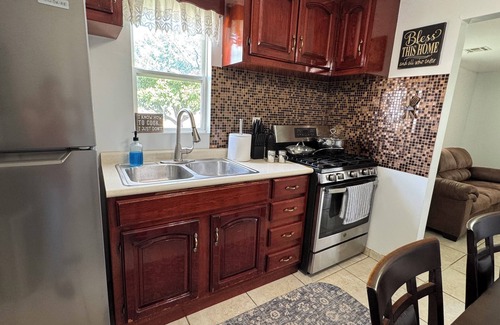 Montezuma Casa | Charming 2-Bedroom Stay in Montezuma – Breakfast Included
