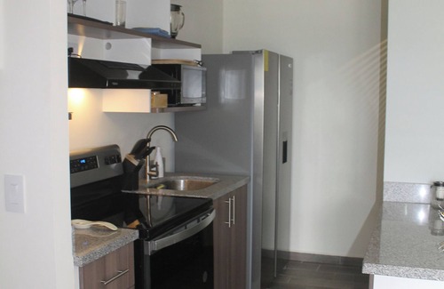 Santa Tecla Apartamento | Charming 2-bedroom apartment in Santa Tecla w/ kids zone & gym.