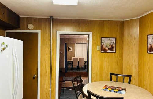 Coaldale Casa | Charming 2-bedroom townhome in Coaldale close to St Lukes Hospital.