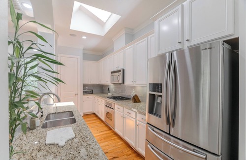 Washington Ave./ Memorial Park Casa | Charming 2-bedroom townhome with WiFi, AC in amazing Houston