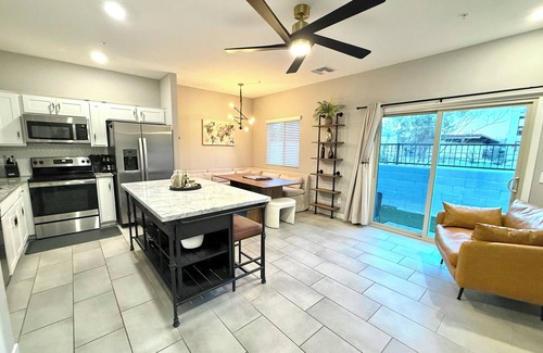 North Mountain Casa | Charming 2-bedroom townhome with AC, WiFi in terrific Phoenix