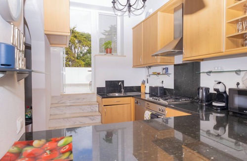 Luz Casa | Charming 2-bedroom townhome with WiFi, AC in pleasant Luz