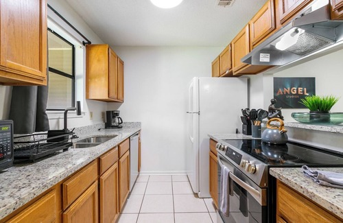 Highlands - Perkins Condominio | Charming 2-bedroom condo with WiFi, AC in fantastic Baton Rouge