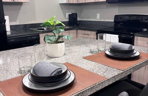 Brownsville Apartamento | Charming 2-bedroom apartment in Brownsville with WiFi and AC