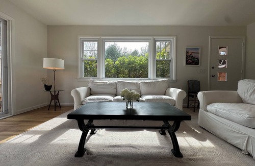 Springs Casa | Charming 2-bedroom bungalow summer rental in East Hampton