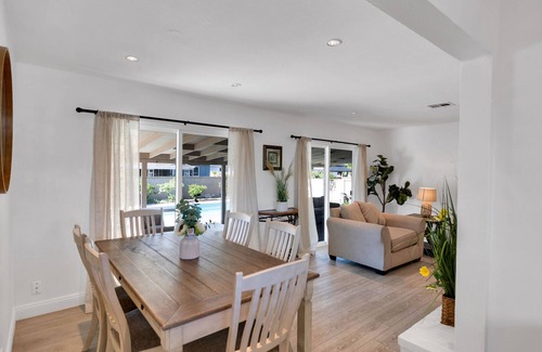 Southwest Anaheim Casa | Charming 2 bedroom home w/ Pool - Mins to DISNEY