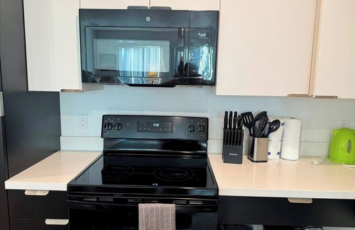 Little Tokyo Casa | Charming 2-Bedroom in DTLA’s Authentic and Vibrant Little Tokyo Zone