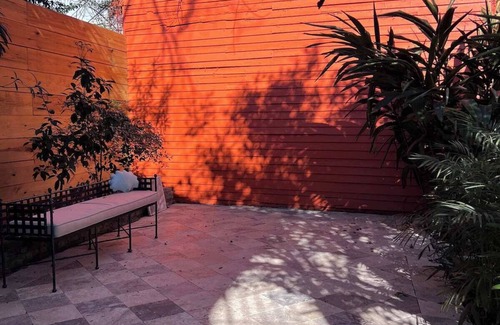 Seventh Ward Apartamento | Charming 2-bedroom in historic Treme, Rare Jewel, walk to French Quarter/Marigny