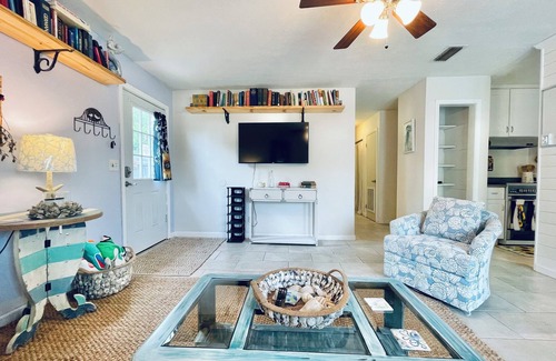 Panama City Condominio | Charming 2-bedroom house 3 minutes from Bay Beaches in lovely Panama City