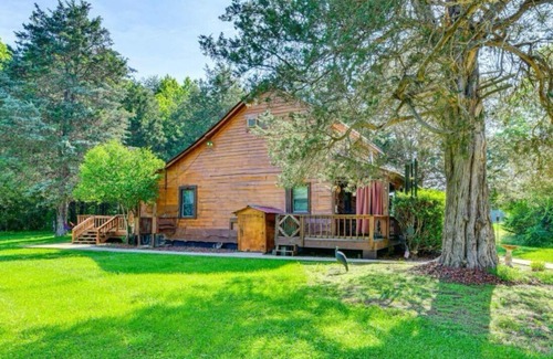 Olin Cabina | Charming 2-bedroom cabin with WiFi, AC in brilliant Statesville