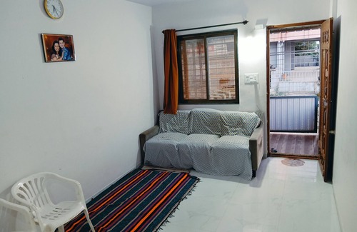 Trimbak Casa | Charming 2-bedroom with living space bungalow in peaceful Trimbak with AC