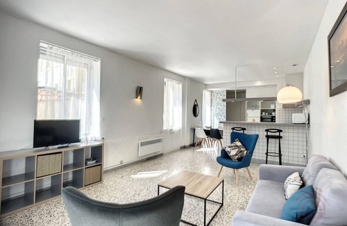 Lamalou-les-Bains Apartamento | Apartamento F3 con Terraza, Cerca del Centro y de los Termas, Lamalou-les-Bains