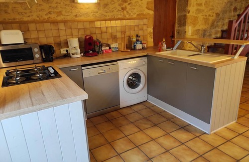 Saint-Andre-dAllas Cabaña | Casa rural con patio, wifi, chimenea, cerca de Sarlat y actividades turísticas