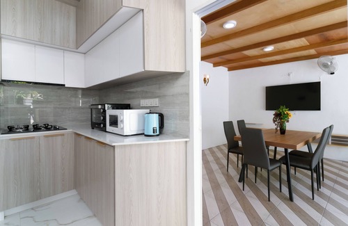 Rasdhoo Apartamento | charming 2-room apartment offers the perfect retreat for families and friends.