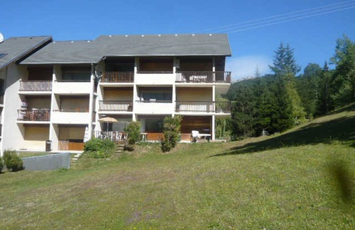 Villard-de-Lans Apartamento | Acogedor ático dúplex para 4 personas, cerca de navette y parque de juegos