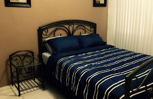 Sinajana Apartamento | ~ 2BD Encanto Condo por Familias ~