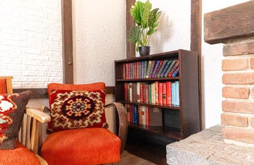 Meidling Apartamento | Charming 2BR Apartment Near U6 Schöpfwerk