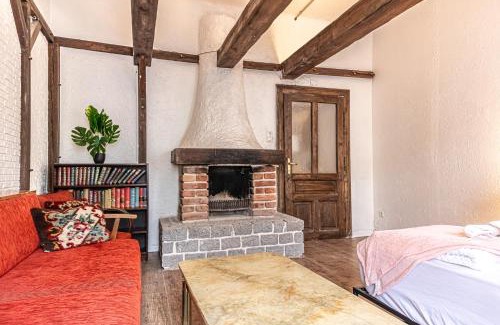 Meidling Apartamento | Charming 2BR Apartment Near U6 Schöpfwerk
