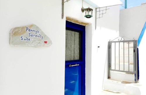 Tinos Apartamento | CHARMING 2BR Hilltop Serenity Suite, Lively Greek Village