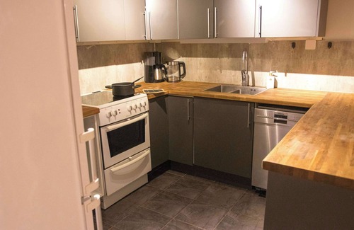 Tromso Apartamento | Charming 2BR Tromso Home Wi-Fi & heater