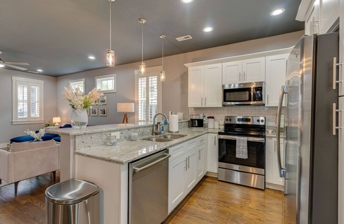 Talbot's Corner Casa | Charming 3 BD/2 BA home in historic East Nashville!