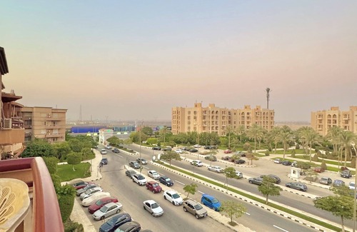 Heliopolis Apartamento | Charming 3-bedroom apartment with AC, WiFi in brilliant Cairo Governorate
