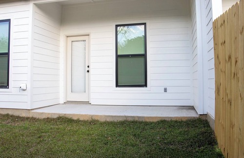 Youngsville Casa | Charming 3-bed 2-bath 1 story townhome 1 mi from Sports Complex in Youngsville