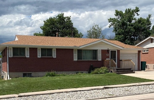 Southeast Colorado Springs Casa | Charming 3-bedroom house with WiFi and AC in lovely Colorado Springs