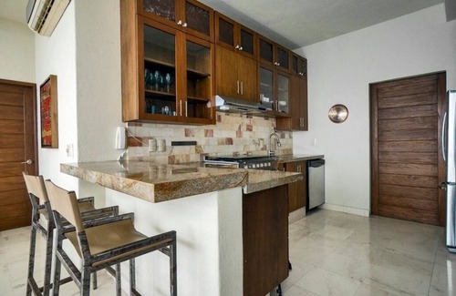 Puerto Vallarta Condominio | Charming 3-bedroom plus office condo in enchanting Puerto Vallarta with WiFi, AC