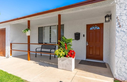 Sun Valley Casa | Charming 3-bedroom house with AC and WiFi in wonderful North Hollywood
