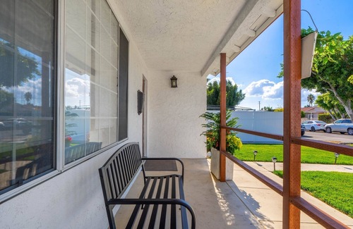 Sun Valley Casa | Charming 3-bedroom house with AC and WiFi in wonderful North Hollywood