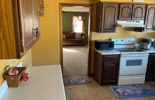 Elizabeth City Casa | Charming 3-bedroom house with WiFi, AC in delightful Elizabeth City