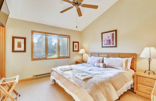 Davis Condominio | Charming 3 bedroom mountain condo. Discover Honey Hollow!