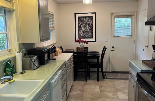 Goleta Casa | Charming 3-bedroom house in wonderful Santa Barbara