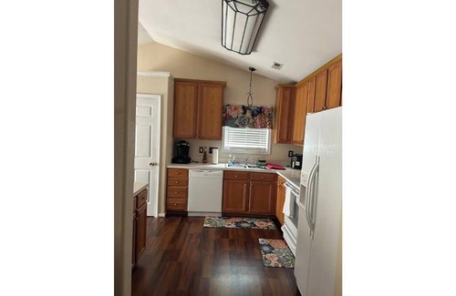 Winston - Salem Casa | Charming 3-bedroom house in Winston-Salem with AC, WiFi