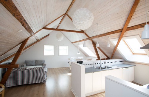 Varberg Municipality Casa | Charming 3-bedroom Barn Conversion on a Picturesque Farm Outside Varberg