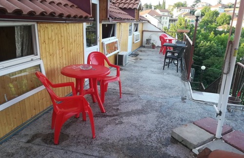 Mirzaani Cama Y Desayuno | Charming 3-bedroom bed & breakfast with WiFi, AC in lovely Sighnaghi
